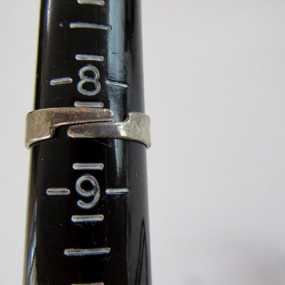 Red & blue rhinestone cocktail ring size 8 - 9 NEW - Picture 12 of 12